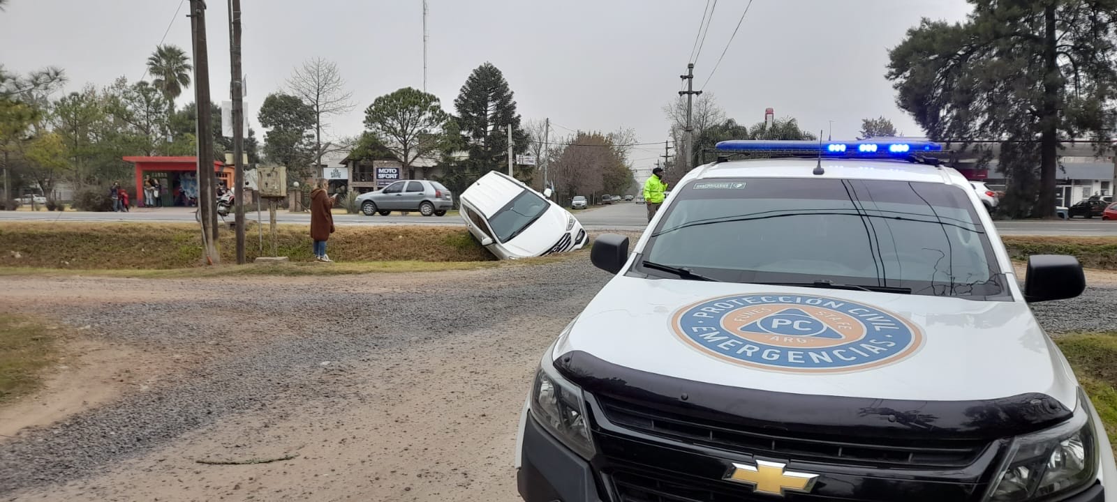 Viernes accidentado en Funes: dos siniestros en Ruta 9 y otro en zona norte